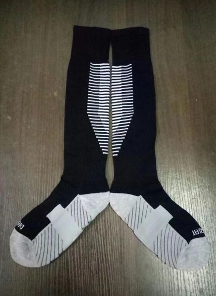 

the new 2019 20 soccer sports socks 031100021, Black