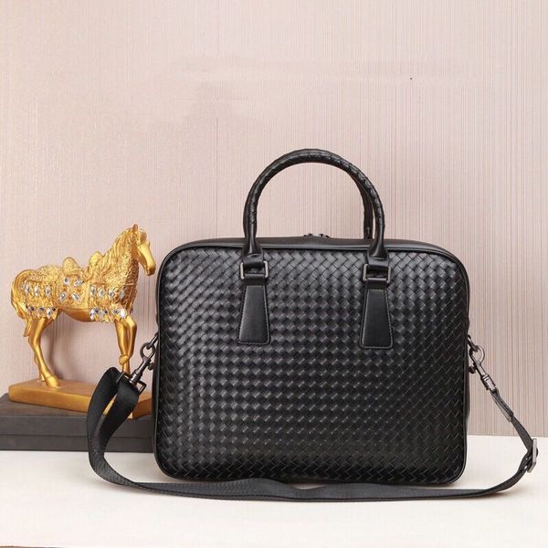 

2020 new european fashionable man briefcase, handbag, factory direct sale, global ing