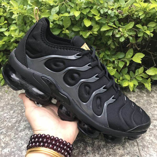 

2019 новый tn и оливковые мужские мужские кроссовки мужчины бегут в металлической белой и серебряной обуви соответствия, мужчины бегут тройн