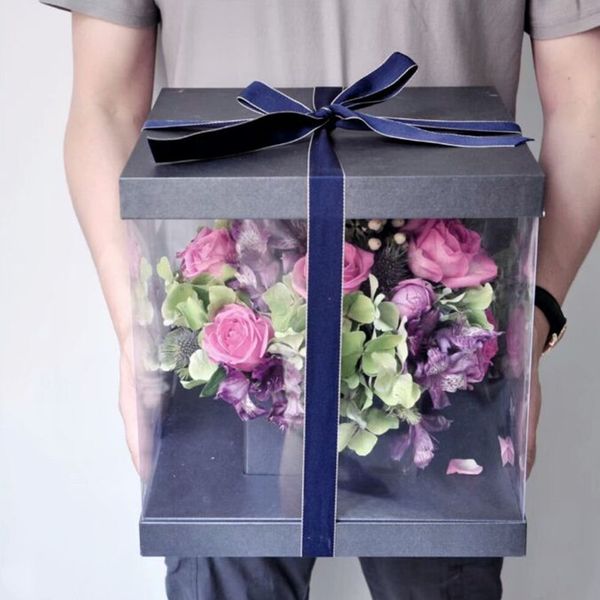 

1pcs 30x30x3.5cm korean hand holding transparent pp flower high-end gift box square pvc transparent hand packaging bouquet, Pink;blue