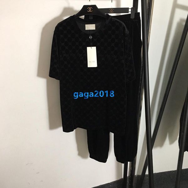 

высокого класса женщины девушки бархат спортивная одежда комплект жаккард футболка за все письма с коротким рукавом футболка брюки бег легги, White