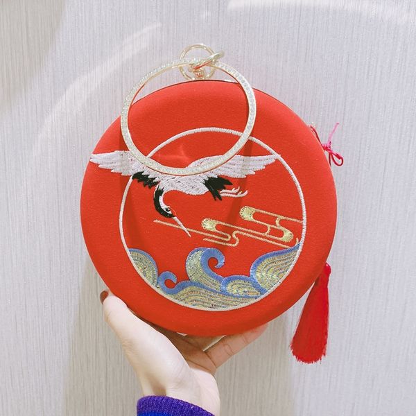 

new embroidered vintage one-shoulder slanted bag fashion bridal bag handbags