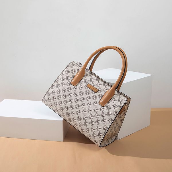 

composite 2021 high womens female classic fiber designer letter ladies tote new superfine qulity leather clutch shoulder bags handbags dfej, Red;black