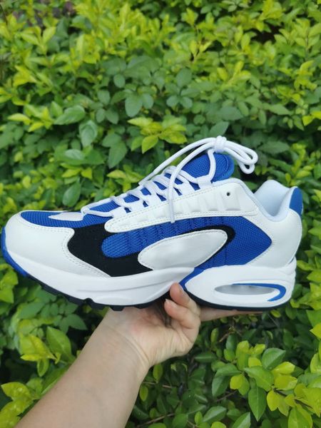 

triax 96 runner running shoes 2020 men deep emerald particle grey university red varsity royal trainers sneakers youfine sport fashion, White;red