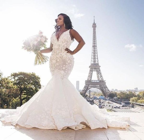 Abiti da sposa lunghi africani sexy a sirena Plus Size D Applicazioni in pizzo floreale Sweep Train Tromba Abiti da sposa da sposa Realizzati su misura