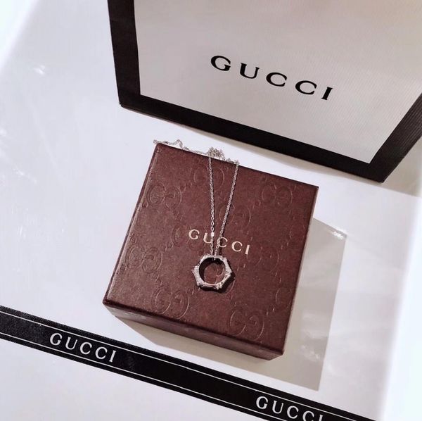 

Colares com Pingente cocoluxury