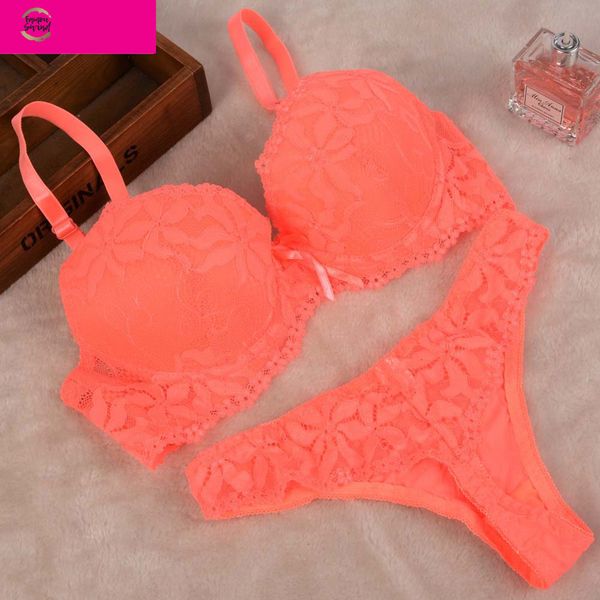 

new 2019 lace embroidery bra set women plus size push up underwear set bra and panty set 32 34 36 38 abc cup for female, Red;black