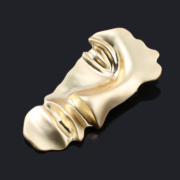 

golden retro abstract metal mask brooch female collar banquet irregular mask brooch jewelry, Gray