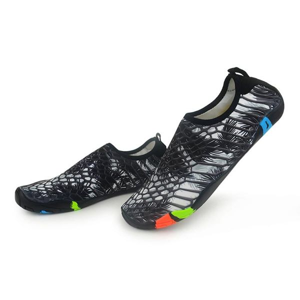 

stripe pattern design slip-resistant fitness shoes quick-dry lightweight swim beach diving snorkeling surf shoes