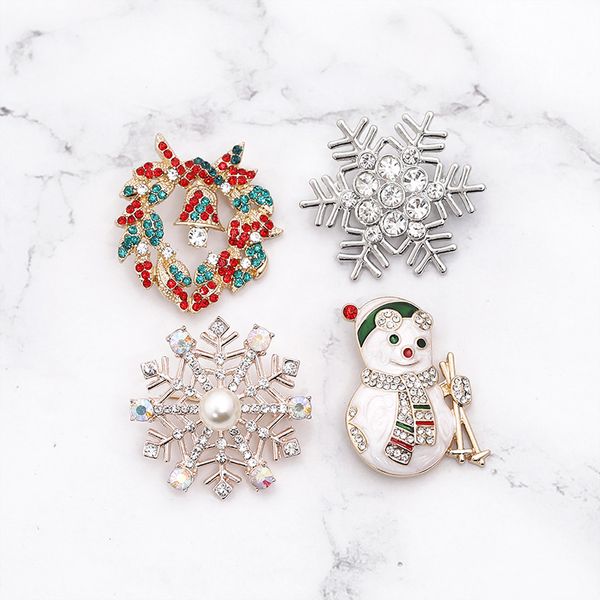 

pins, brooches 2021 retro christmas series pin tree bells penguins snowmen santa claus decorated different colored rhinestone brooch, Gray