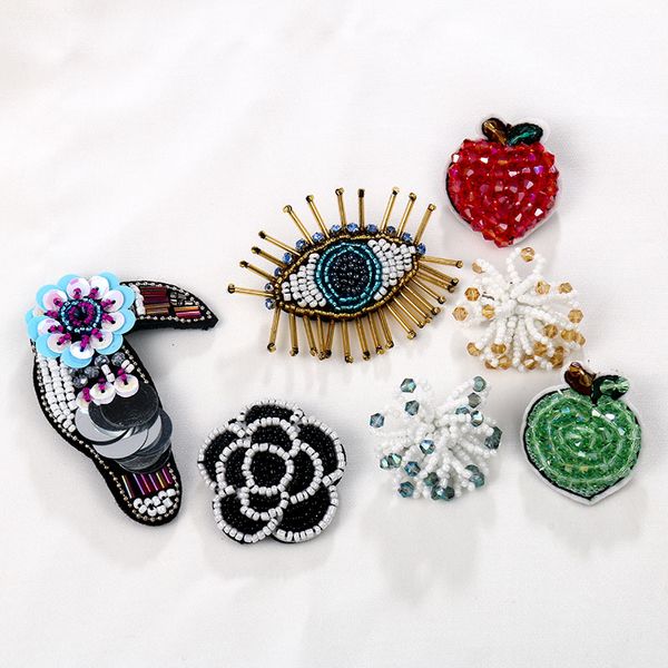 

baiduqiandu brand new arrival assorted designs animals and plants fabric bead brooches for women, Gray