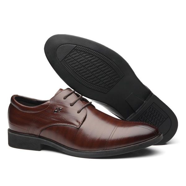 

d35 good qualitys reaction love sneakers women triple black lightweight link-embossed sole designer luxury mens trainers casual shoes lll