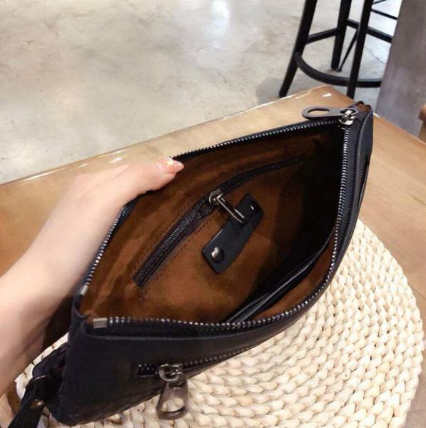 

new designer men handbag woven wrist bag business leather fashion hand envelope bag fashion woven leather mens shoulder