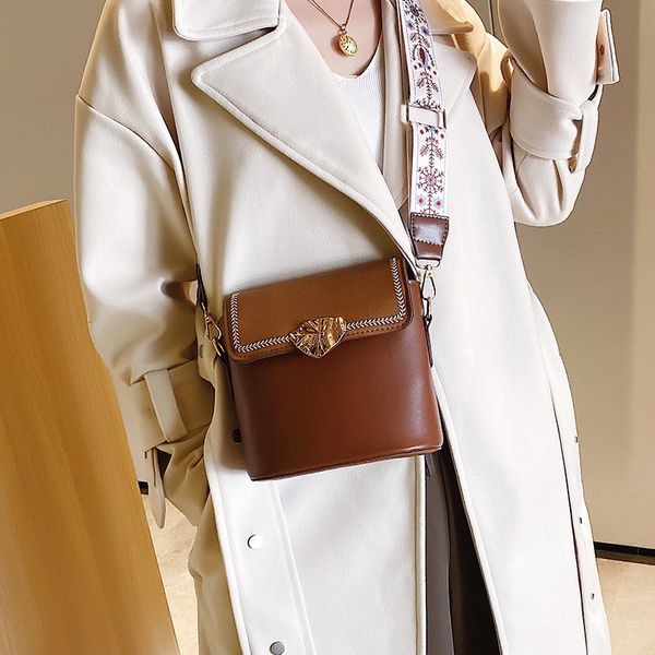 

2020 новые дамы небольшой квадратный мешок pu кожи высокого качества моды сумки ведро мешок плеча