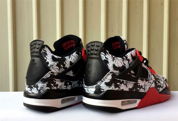 

2020 new doodling mens basketball shoes j4 sports sneakers 4s designer shoes iv sneakers with original box wholesale outlet