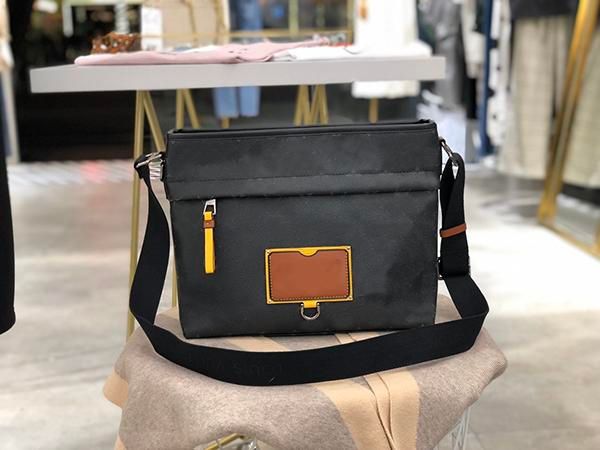 сумка L 44Luxurys Designers Bags черно-коричневая отделка не обязательна для почтальона Bag520 стильный диагональный крест размер 30 25 12 см