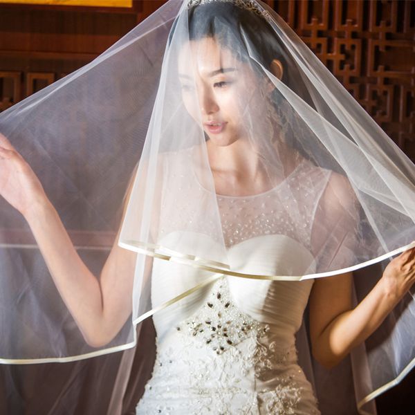 

new fashion designer elegant ribbon edge white ivory elbow length two layer wedding veil alloy comb meidingqianna brand, Black
