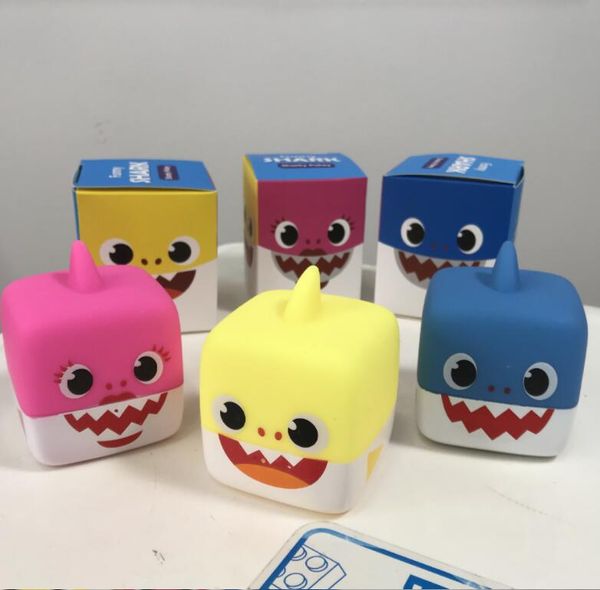 

Baby Shark Cube Bath Toy Music LED Waterproof Song Doll Toy Gifts Light up Baby Shark Dolls KKA6793
