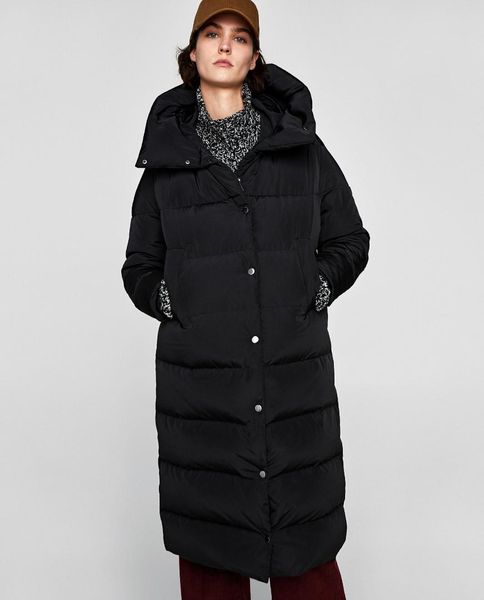 

escalier's new down-like jacket with a thicker and longer cotton cap, Black