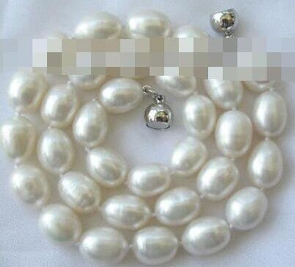 

10-11mm baroque white freshwater cultured pearl necklace m556, Silver