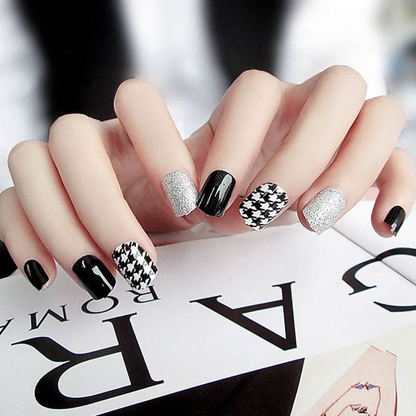 

girls simple color false nails houndstooth pattern silver glitter fake nails diy short size design nail art tips with glue, Red;gold