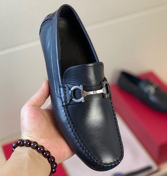 

19ss new men's dress shoes pointed shallow mouth shoe designer asual shoes luxury authentic shoes non-slip wear men shoe, Black