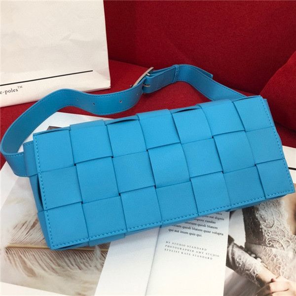 

2020 designer women's woven waist bag leather shoulder bag fashion bag backpack
