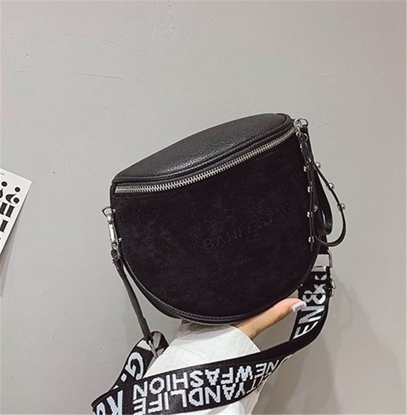 

designer shoulder bag crossbody for women bags pu leather shoulder bag fashion famous brand lady semicircle saddle fashion 5