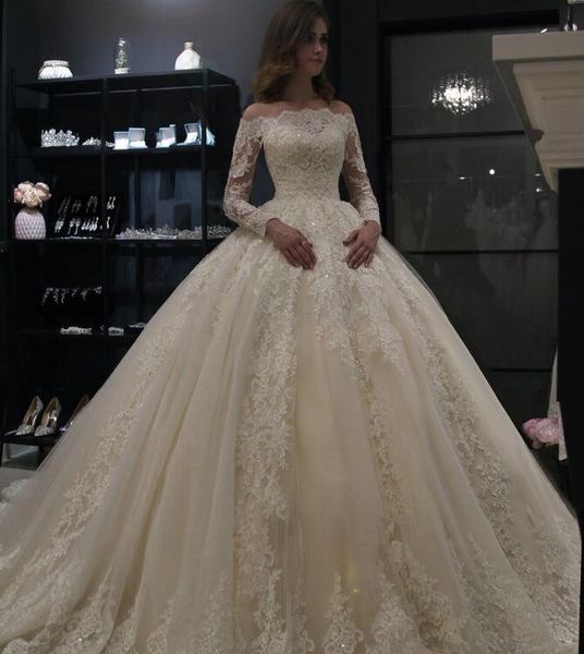 

vintage full lace 2021 princess ball gown wedding dresses off the shoulder long sleeves chic beading dubai gorgeous church wedding gowns, White