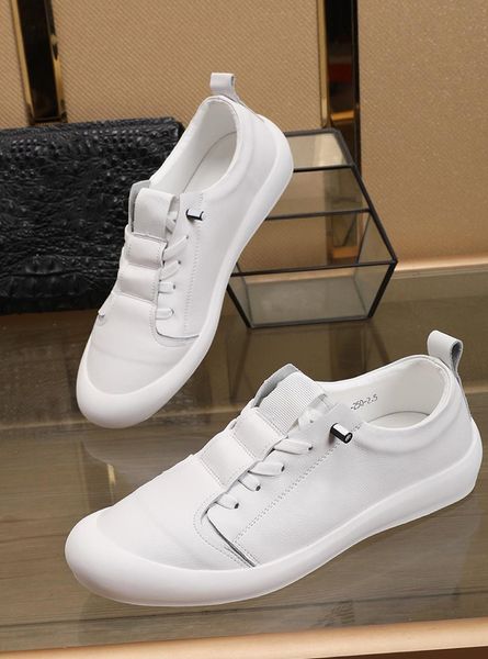 

2019 new season designer shoe fashion luxury men stylish and comfortable sports shoes young men flats lightweight, Black