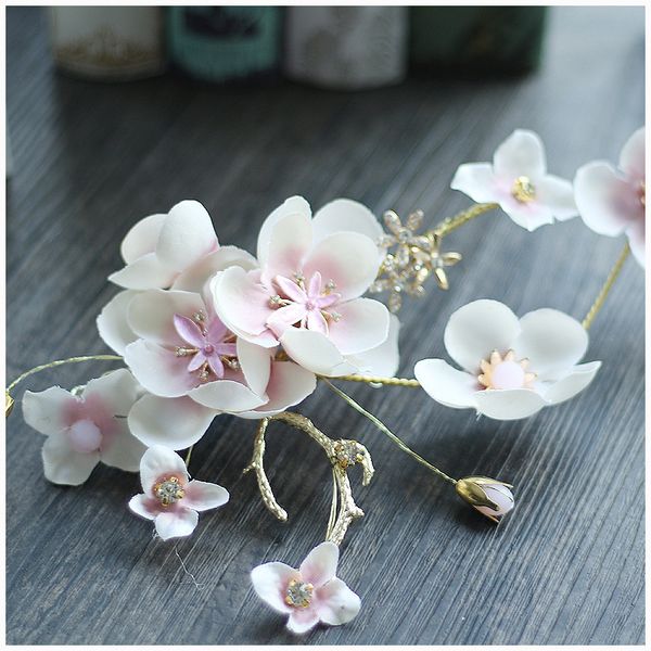 

korean version of hand-made pink bridal dress with garland 19030825