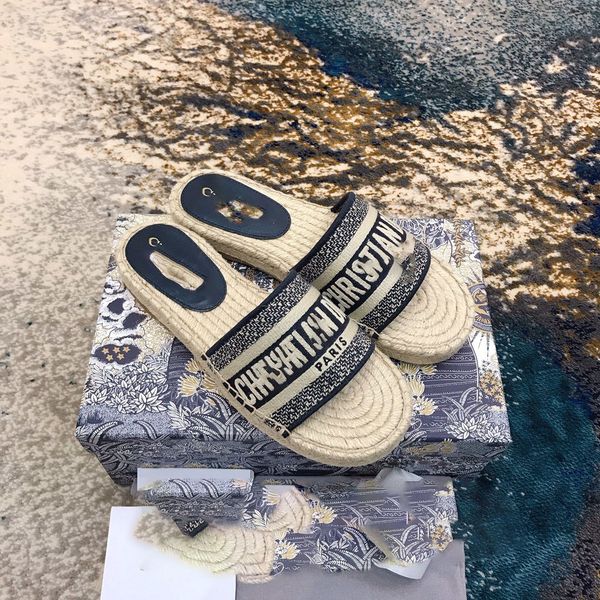 

2019 new sandals blue white stripes sandals denim flat slipprs shoes ladies summer outdoor beach causal flip flops genuine leather sole box, Black;red