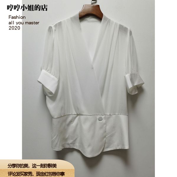 

new 100% silk seconds to send silk georgette fashion v neck a grain of buckle net color coat mulberry shirt, White