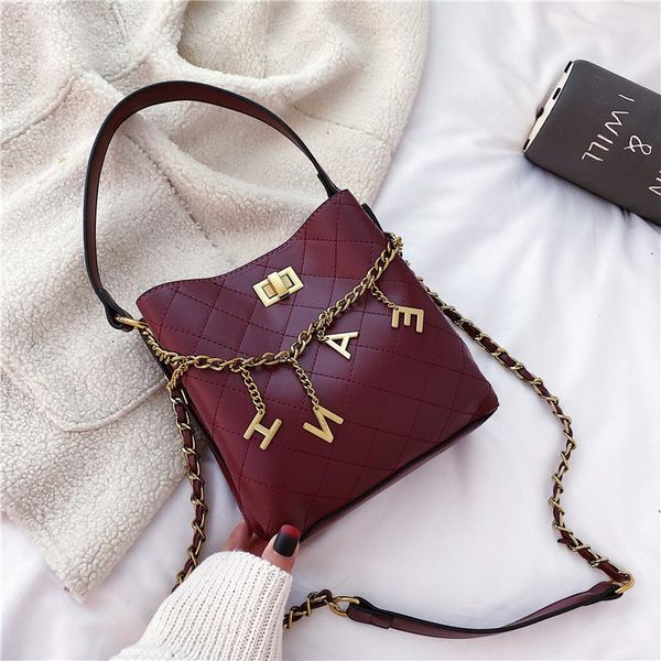 

2019 fashion quality colorful bags ladies leather messenger square bags fashion clutch famous shoulder wide strap bags nini/10