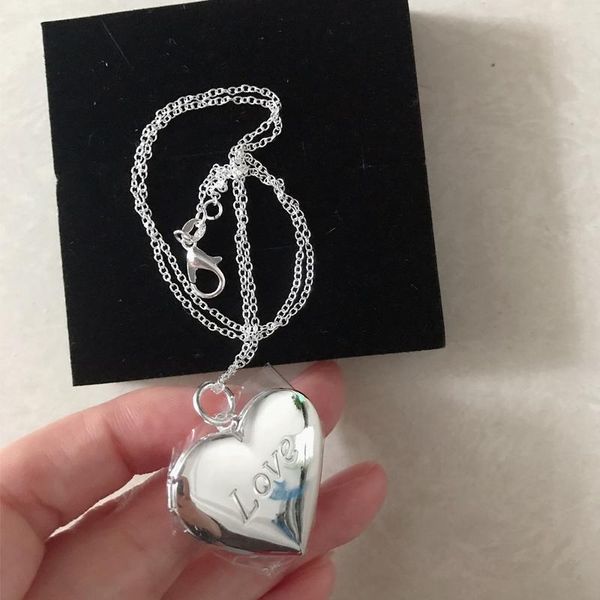 

женщины письмо love heart ожерелье 925 серебро floating медальон цепи ожерелье ювелирных изделий высокого качества для подарка, Silver