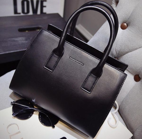 

Famous Designer Handbags European and American Brand Bags Lady Letter High Quality Leather Fashion Shoulder Bag