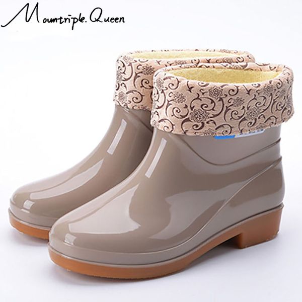 

2019 women rain boots thicken cover waterproof shoes anti-skip garden kitchen labor shoes outdoors rain car washing, Black