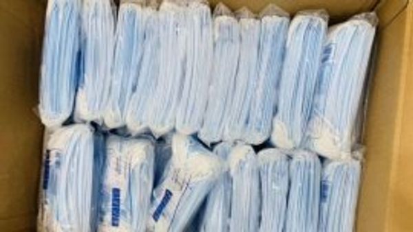 

FEDEX Shipping 5-10 days Disposable face masks 3-Layer Anti Dust Breathable Face Mask Sanitary men and women mask