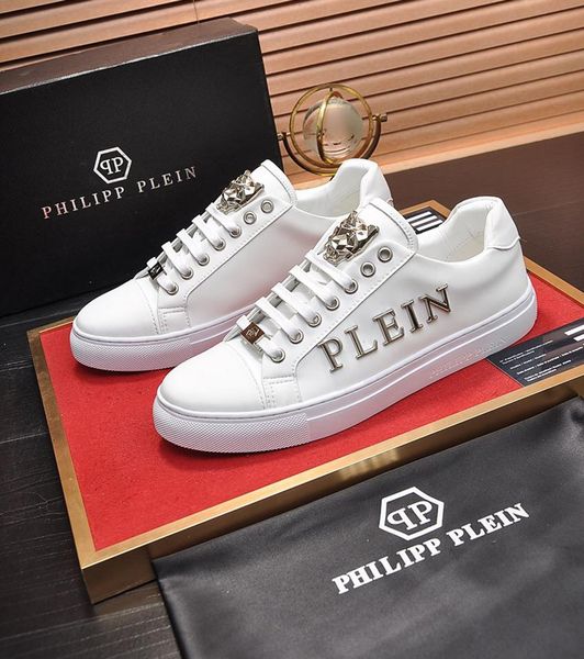 

new high-end men's luxury casual sports shoes fashion brand four seasons design style leather upper metal tiger head decoration, Black