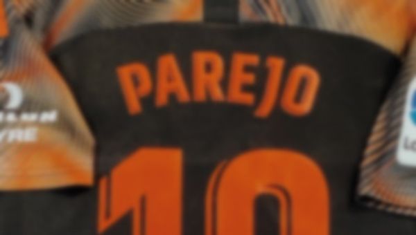 

Parejo шрифт 1920 / полные патчи пользовательские nameset доступны