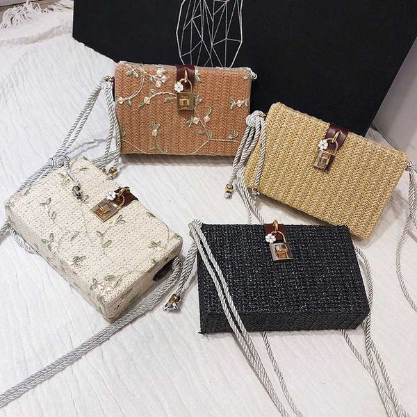 

manfuni retro box small bag for women 2019 new flower embroidery price pack ladies lock woven crossbody bag