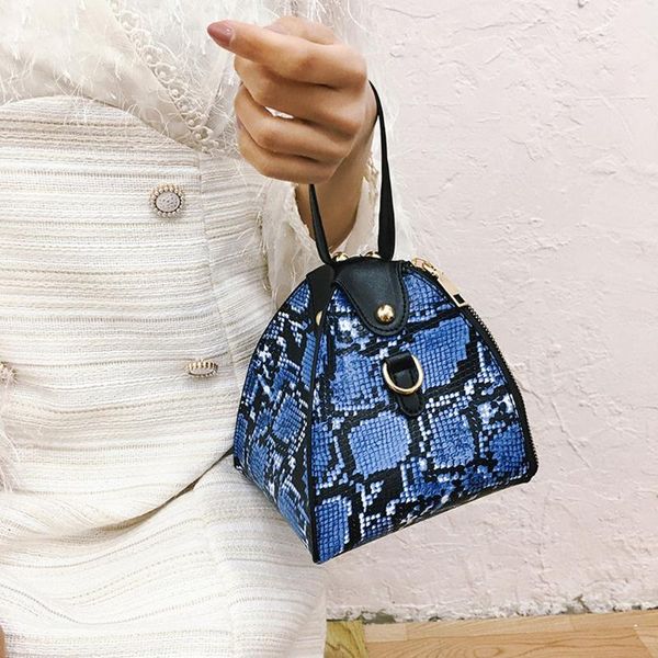 

retro snake print crossbody bags for women triangle women handbags pu messenger bags female day clutch handy wristlet sac