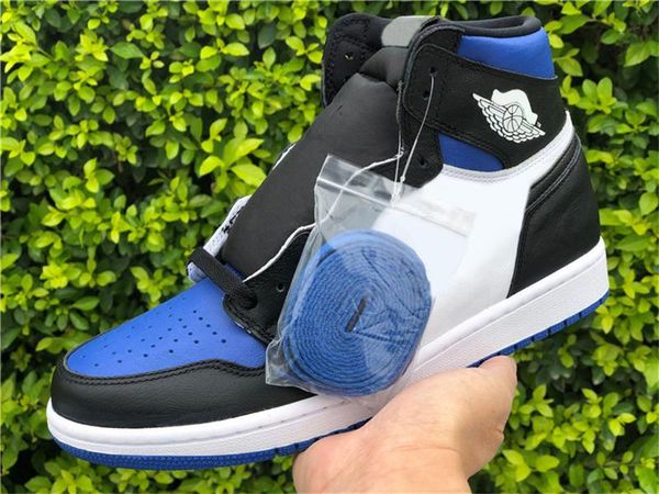 

2020 authentic 1 high og game royal man woman basketball shoes mens trainers sneakers black white blue outdoor sports with original box