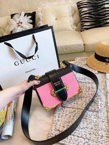 

Bolsa de Ombro louis8877