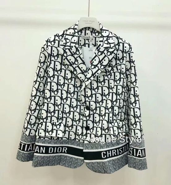 

Women for uit women 039 de igner clothing european women 039 jacket 2019 new old flower letter ca ual retro briti h wind uit tide