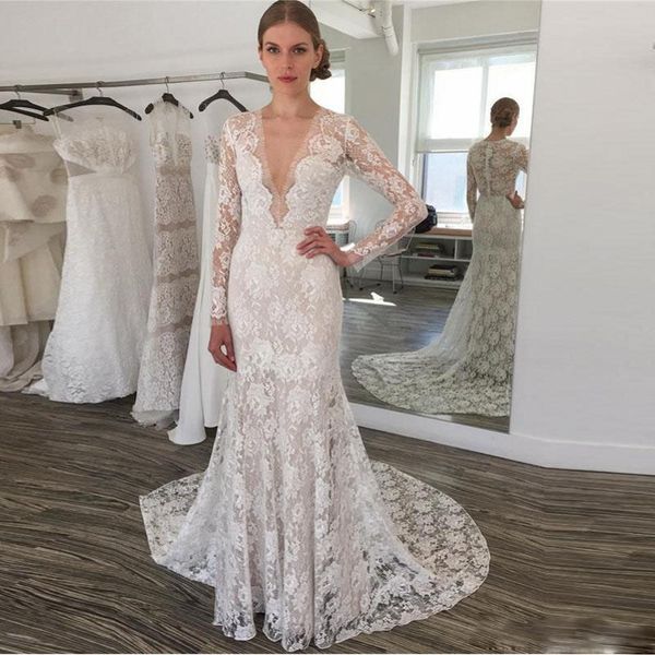 Abiti da sposa in pizzo aggraziato con scollo a V a V Sheer maniche lunghe spiaggia abito da sposa illusione indietro pulsanti coperti matrimonio vestidos 2019