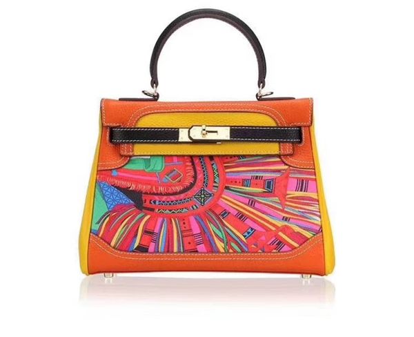 

Genuine leather real cowhide kin women tote houlder bag togo kin with hor e and carton printing on front of handbag
