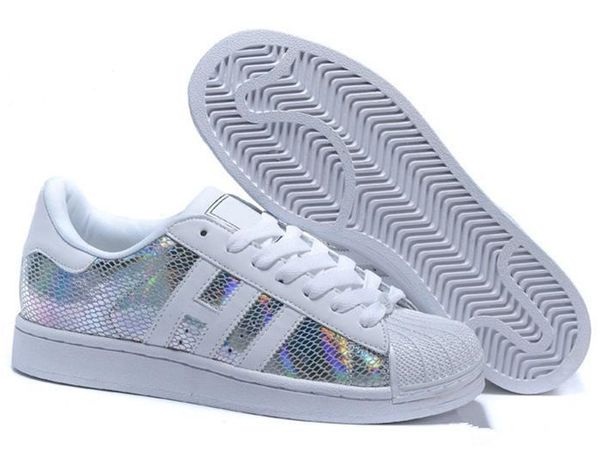 

2019 new superstar skateboarding shoes men women platform black white golden flat super star designer star smith mens sneakers