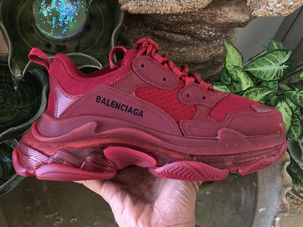 

2020 paris crystal bottom men momen running shoes outdoor triple hiking star travel sneakers wine red jogging sports shoes eur36-45