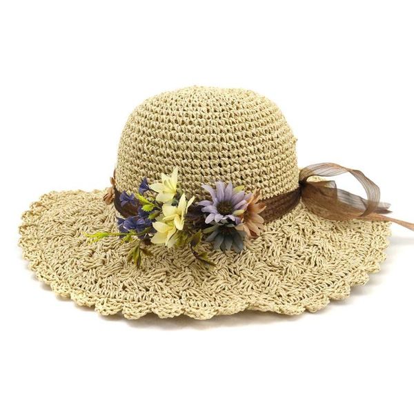 

2020 spring and summer new outdoor fashion wild couple straw hat ladies handmade crochet flowers fisherman hat, Blue;gray